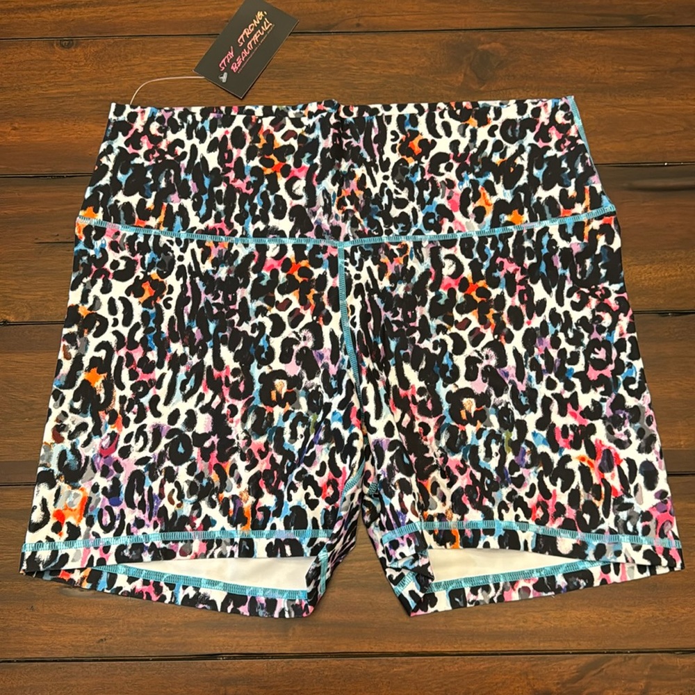 Peachy Athletic Untamed Halycon Shorts Size XL